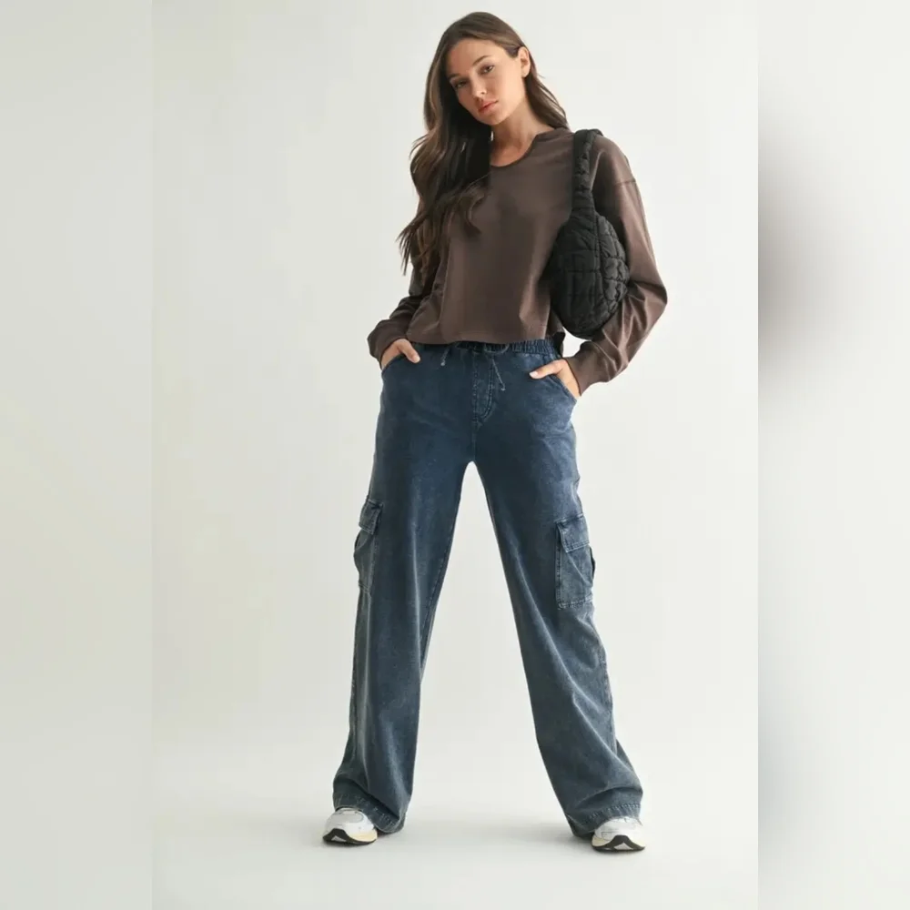 Mineral Wash Wide Leg Cotton Cargo Pants - Picture 4 of 4